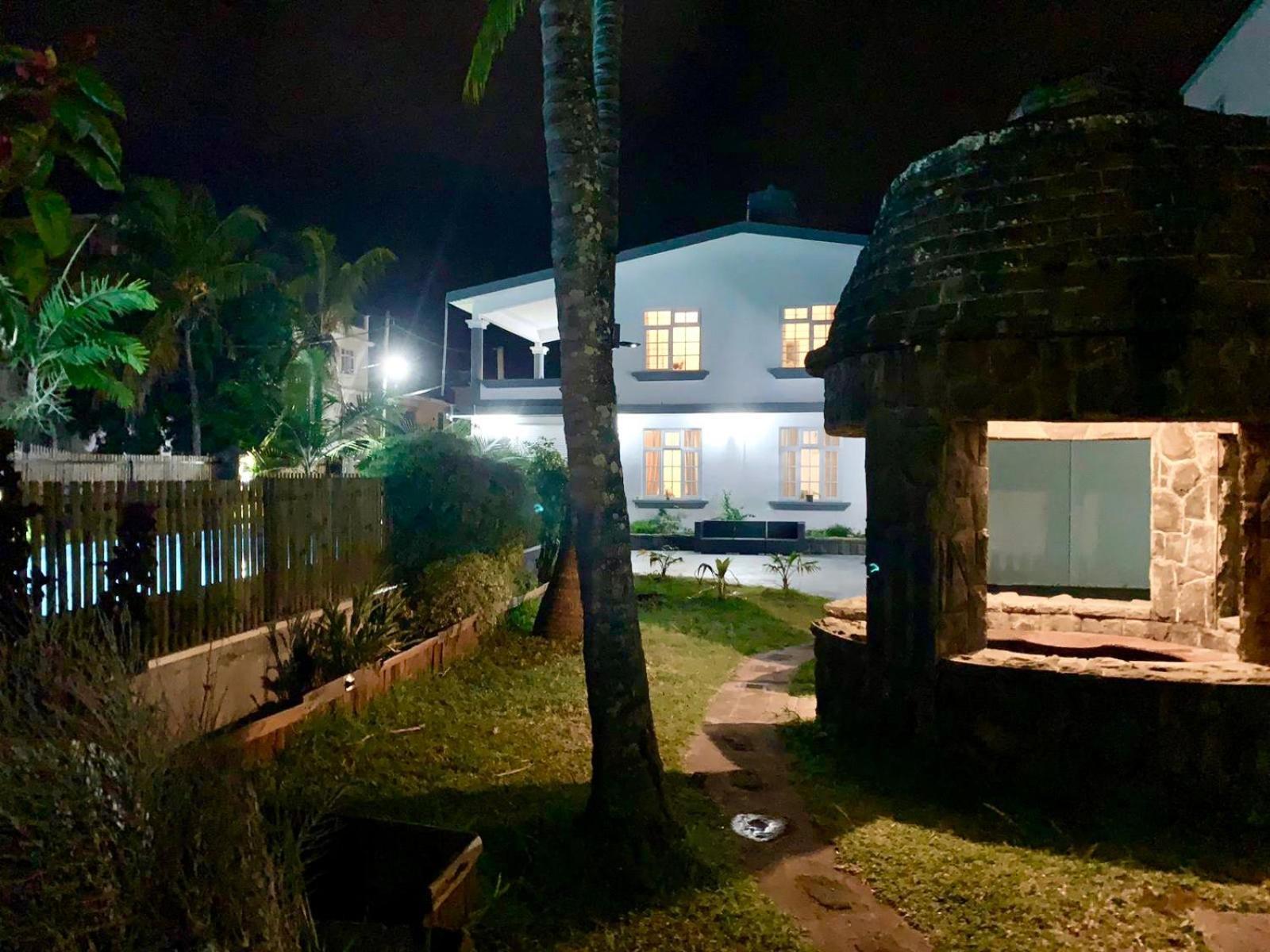 White Castle Villa Pereybere Beach Eksteriør billede