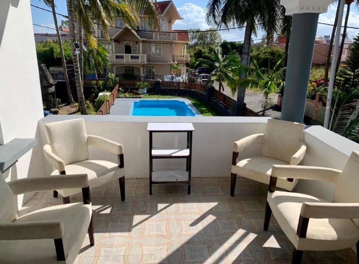 White Castle Villa Pereybere Beach Eksteriør billede
